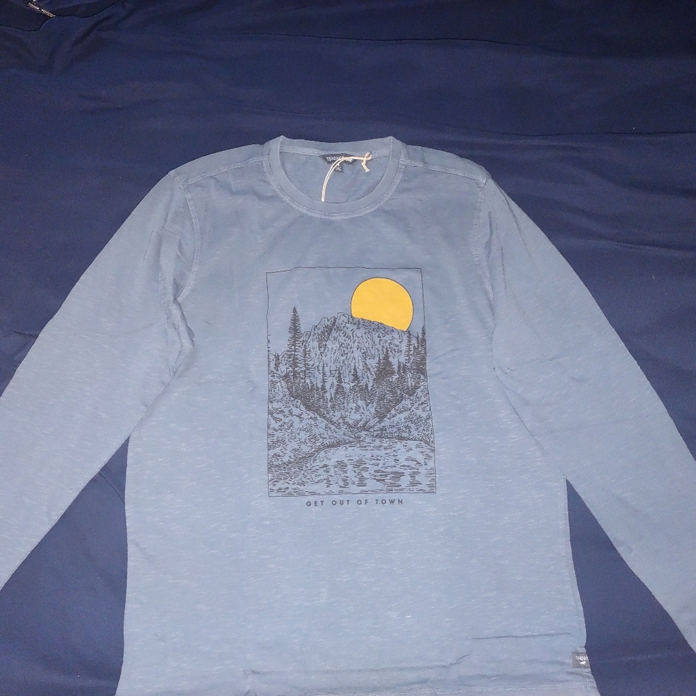 Get Out Of Town - Long Sleeve Tee